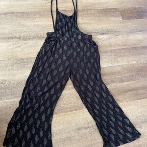 Black paisley romper size large